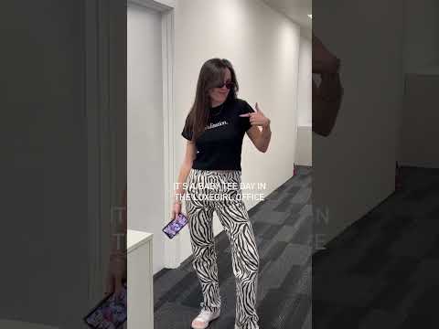 It's a baby tee day in the LuxeGirl office... #genzoffice #babytee #officeoutfits #outfitideas