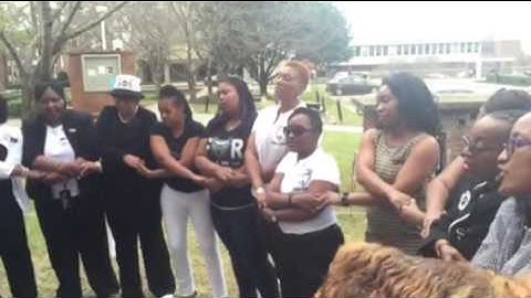 Swing Phi Swing Song