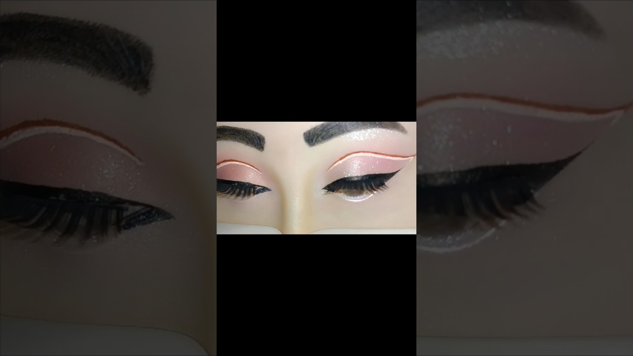 Cut crease Double winged eyeshadow