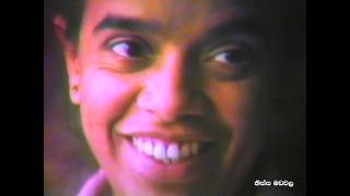 1981 අප්රේල් නන්දා මාලනී ලන්ඩන් ගැට්වික් ගුවන්තොටුපලේදී Nanda Malani Gatwick Airport, London