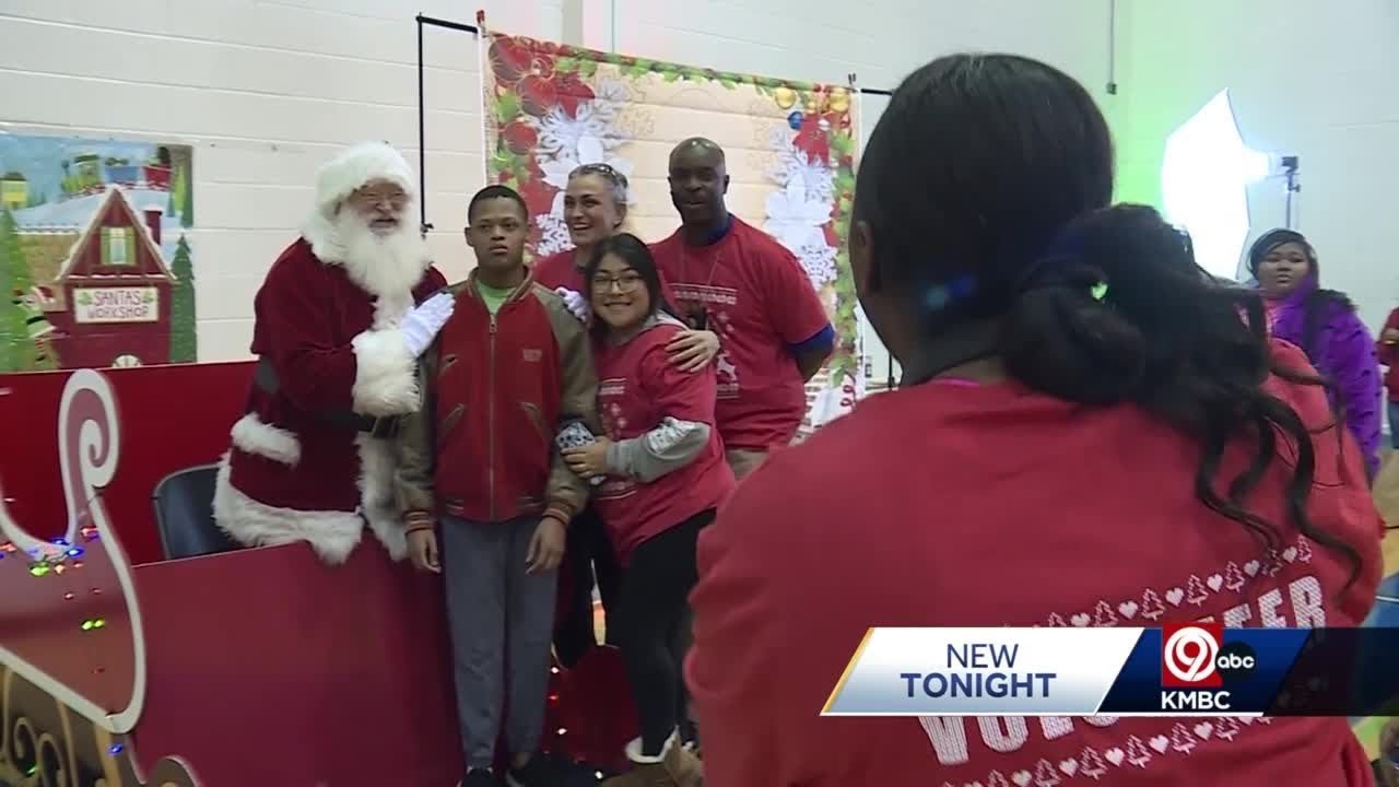 Hundreds of families show up for KC Police Athletic League holiday party