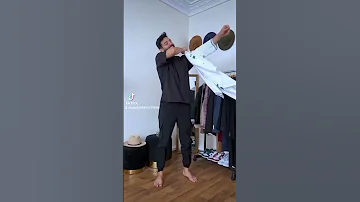 رجل ثلاثني جنن اوف جيال تسعينيات يخبلون شباب خصوص من جيل شباب حلوين 