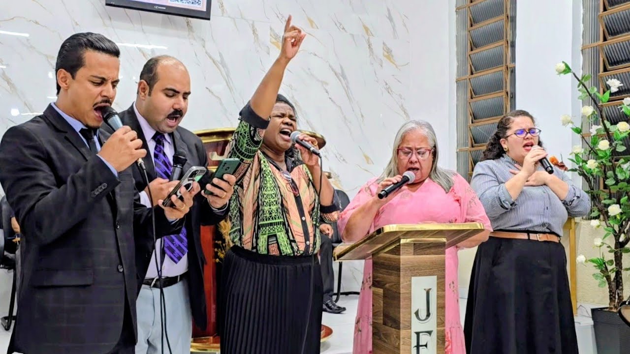 Na unção de Deus - O crente cheio da unção, manda glória pra cima e recebe poder 