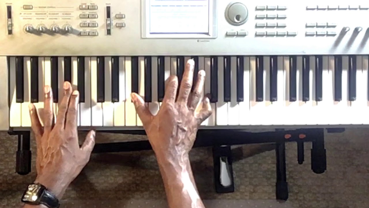 Lucky Daye "Shoulda" Piano Tutorial