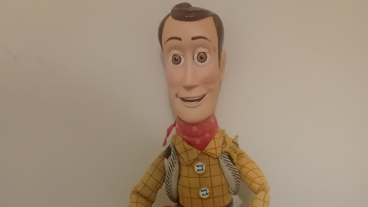 ASMR EATING A RIB SANDWICH WITH STICK CRISP'S. .TALKING ABOUT MY DAY. I FOUND WOODY!! 🕷💗😁🥰