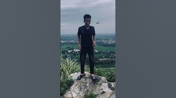 Con chuồn chuồn vị khách ko mời mà đến - ngọn núi ma