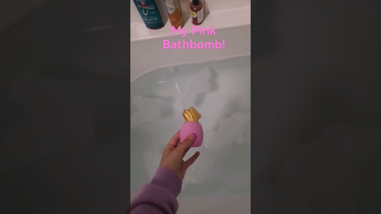 My Pink Bathbomb! Part 1 💕 