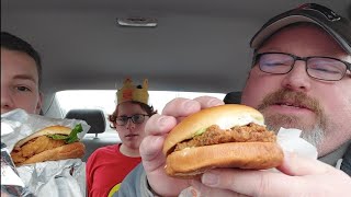 Burger King vs. Wendy's: Chicken Sandwich Battle | The Chicken Wars (E5, Quarterfinal Round 4) by Fast-food Fanatic 575 views 5 months ago 8 minutes, 55 seconds