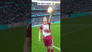 Max Fosh Sideman Yellow Card Moment