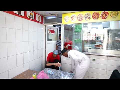 فارس طاح في المطعم