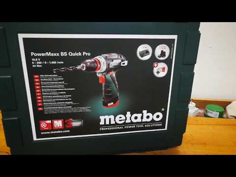 Unpacking / unboxing