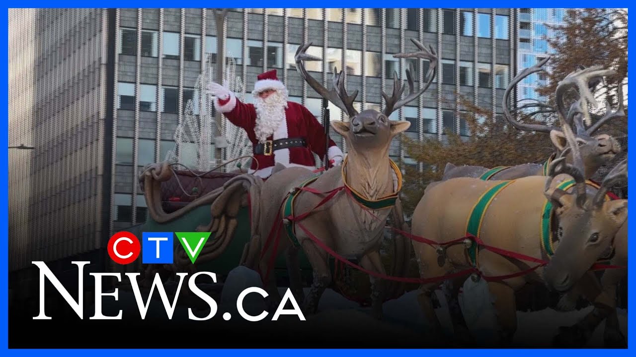 Thousands celebrate at Montreal’s Santa Claus Parade