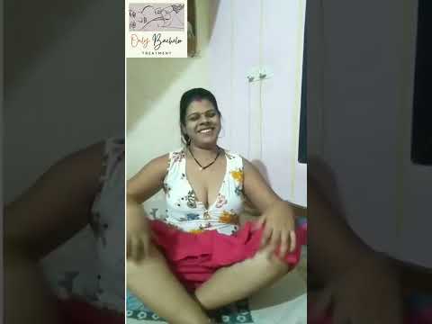 Hot women express naked with hindi song I Sexy women Expression I Naked Expression