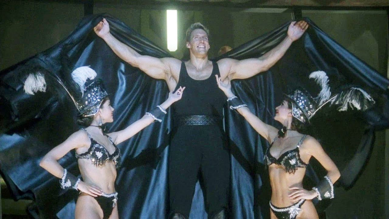 Bodybuilder Defeatec Can a Chinese man defeat a huge bodybuilder / retelling of the movie ...