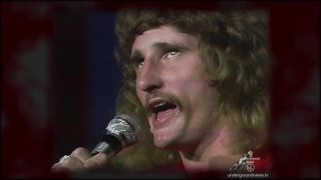 Uriah Heep Performs Easy Livin