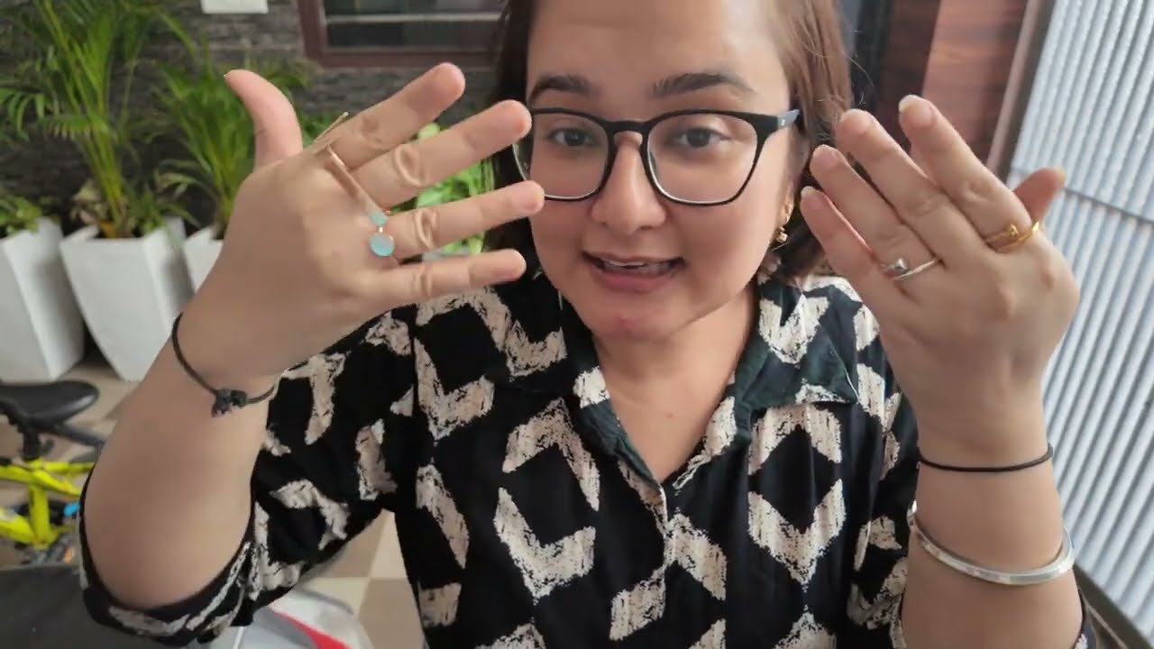 #Creator Neon sign wala logo kisne bhejha? / SWATI BHAMBRA VLOGS