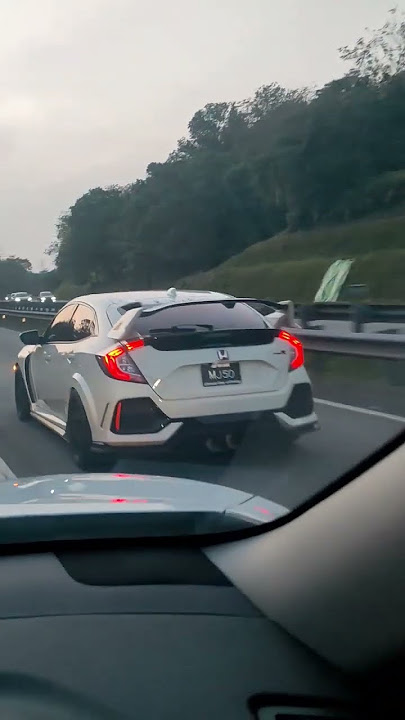 2023 Honda Civic Type R fk8? #fl5 #fk8typer #civic#malaysia #typer #acceleration #flyby