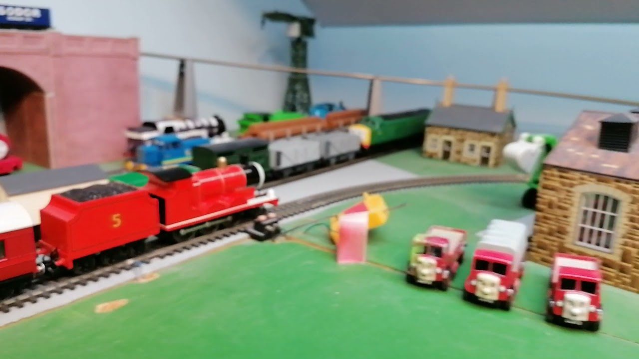 My Bachmann and Hornby Spencer coaches + test run YouTube