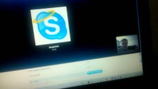 A Skype session with R2D2 screenshot 1