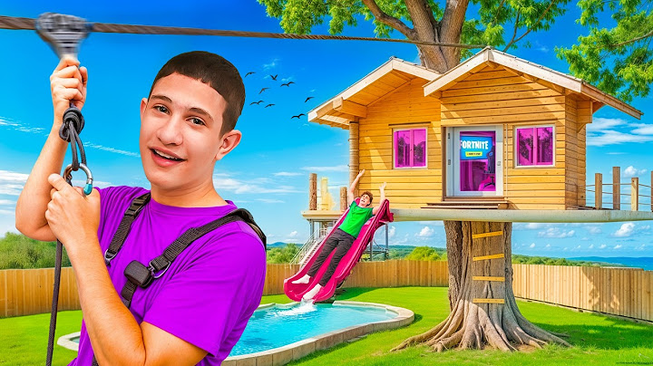 I Built A Secret Treehouse In My Backyard