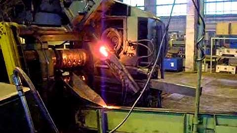 Forging roll machine and CNC hammer for connecting rod