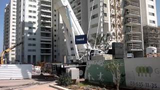 Liebherr LTM 1500. Avi cranes. Кран 500 тонный.