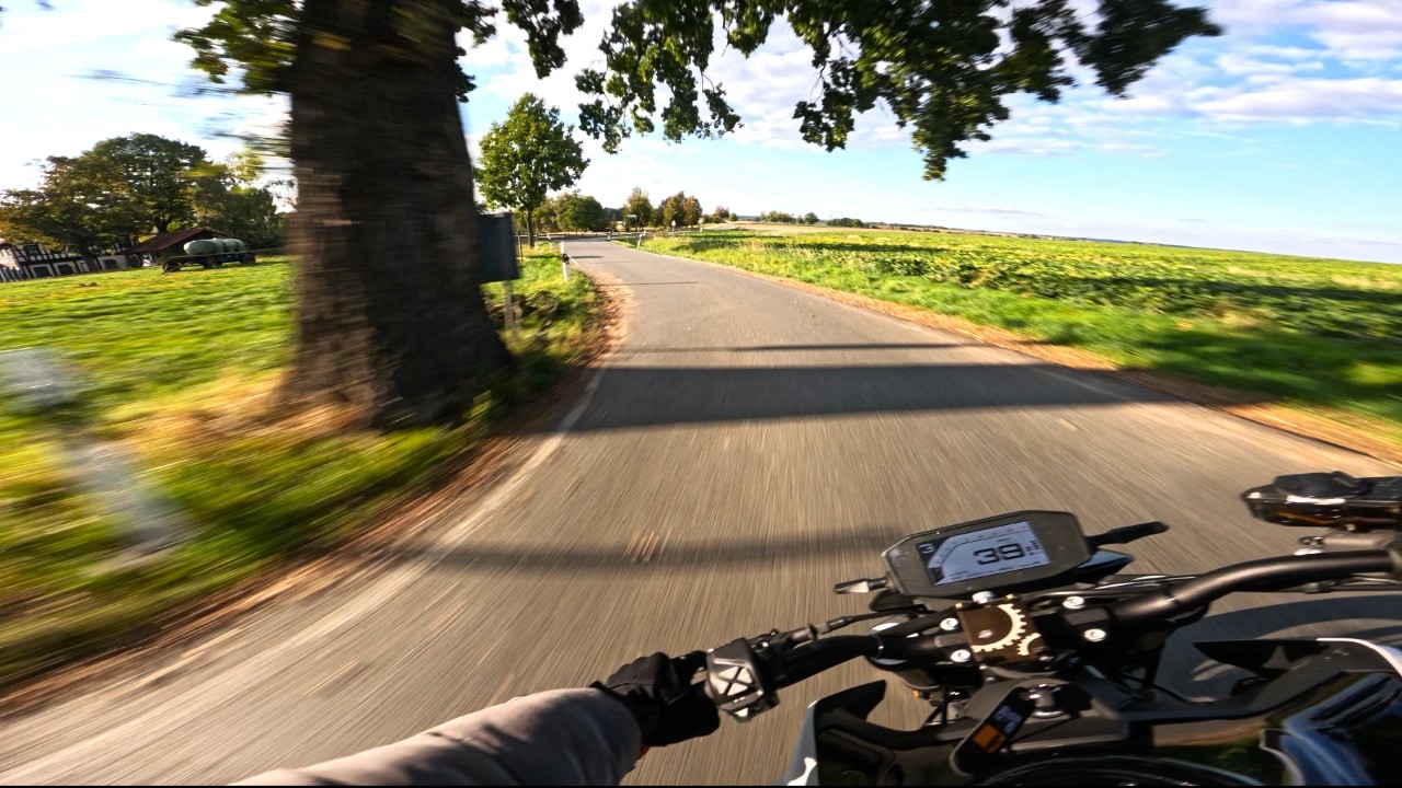 Pure Parallel Twin Sound | Asmr / No music | KTM 790 Duke