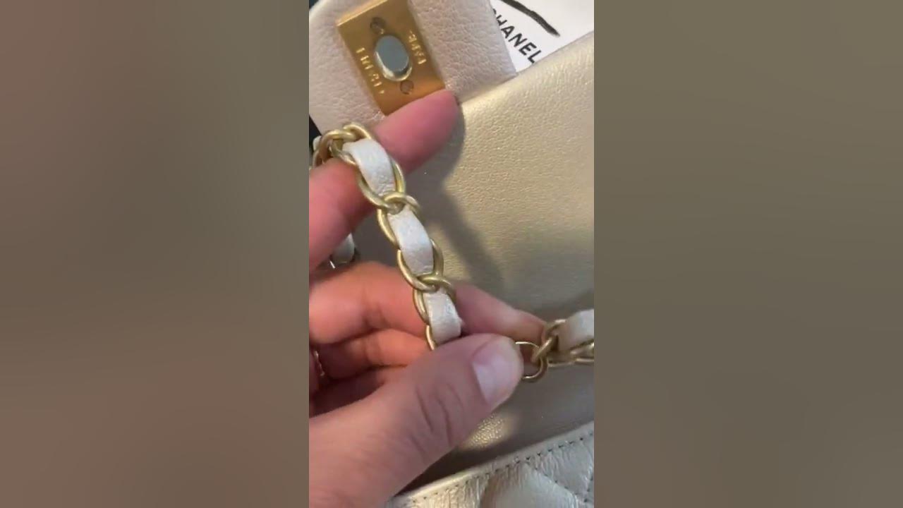 HOW TO SHORTEN THE CHAIN ON A CHANEL MINI TOP HANDLE 🎉