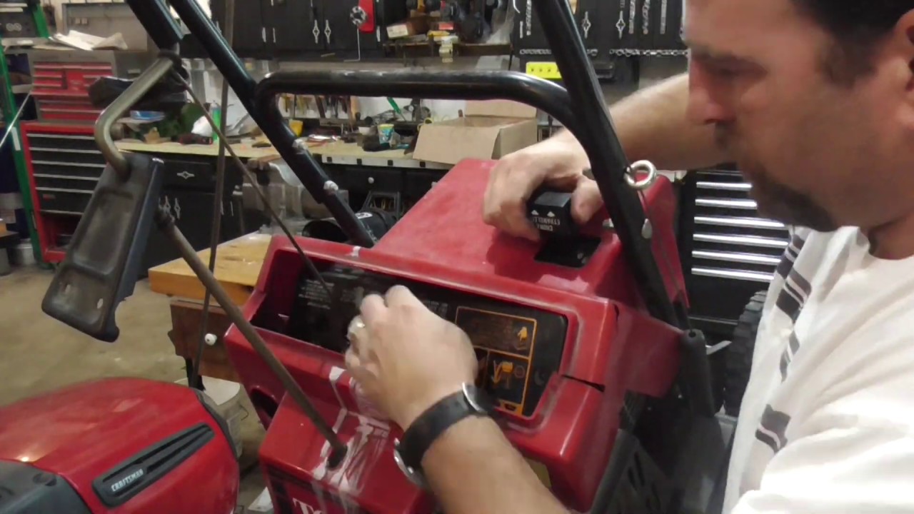 Fixing A Toro 2 Cycle Snowblower that Won't Run or Start