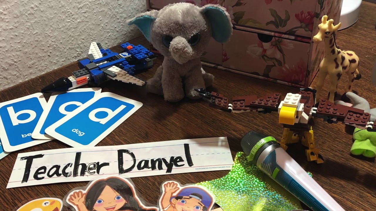 VIPKID Teacher Danyel F's Introduction Video