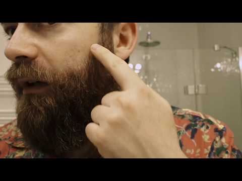 Videó: 3 módszer a tartós foltok eltávolítására a bőrről