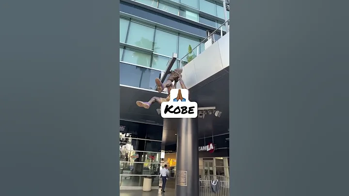 R.I.P Kobe 🙏🏾#kobebryant #staplecenter #lakersnation #travel #downtownlosangeles #vlogger
