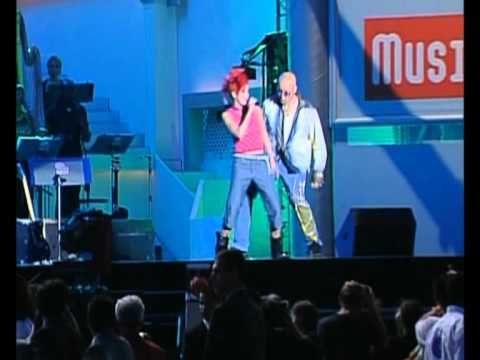 Aqua - Around The World from Pavarotti and Friends 2000.avi