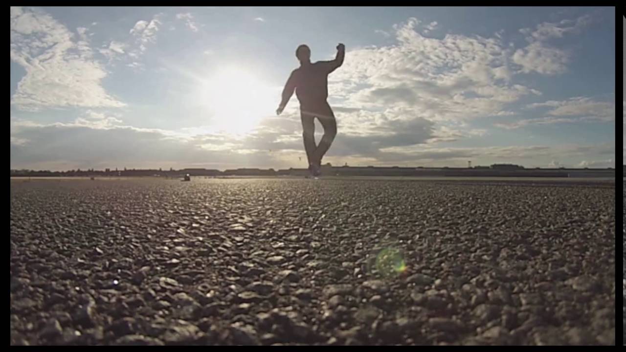 Eric Stehfest feat. Atcon Clank aka. Fritz Dittmann & Roan - ZUR SONNE