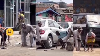 Blind Man Drops Money In The Hood//Social Experiment Gone Crazy.