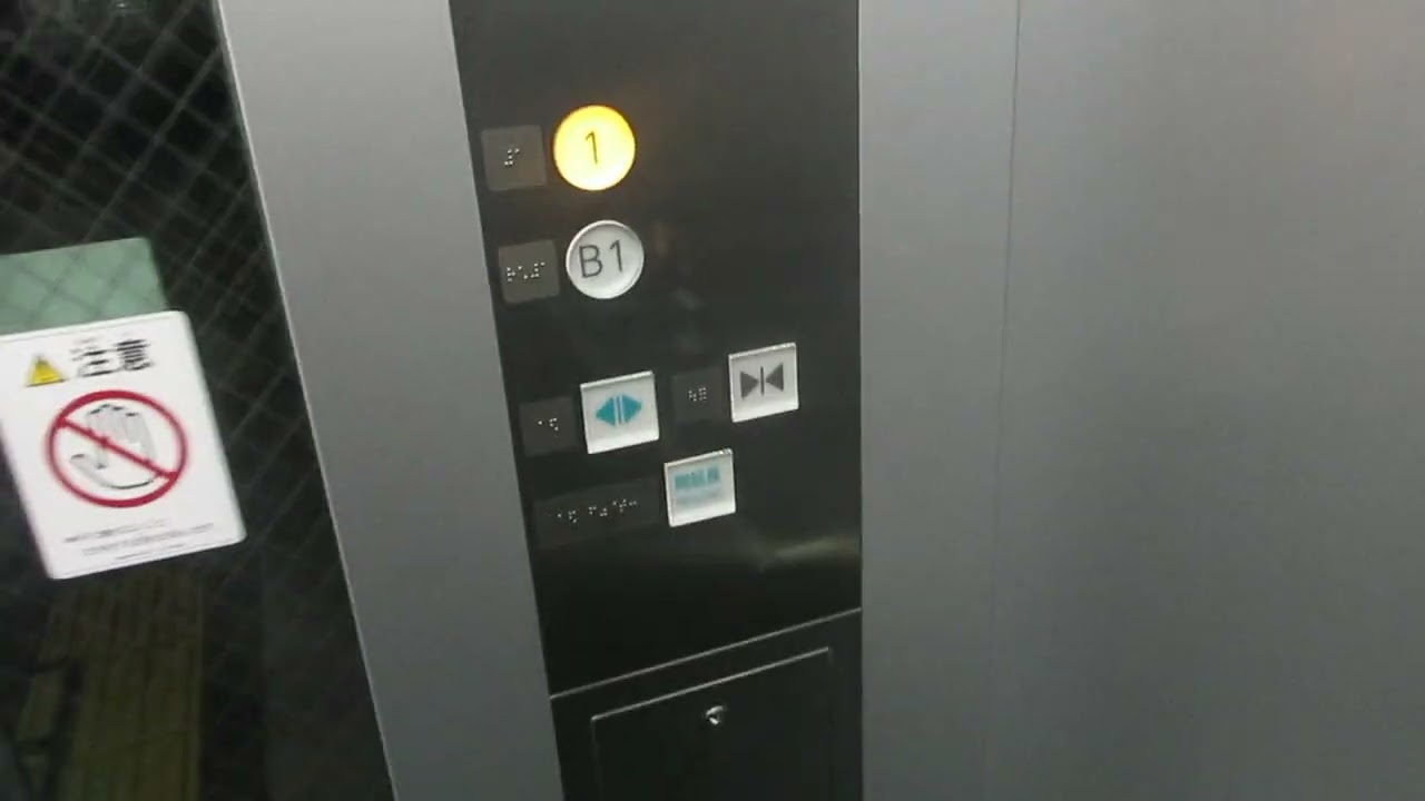 紙屋町シャレオの西通り側エレベーターPart4（5号機更新後）