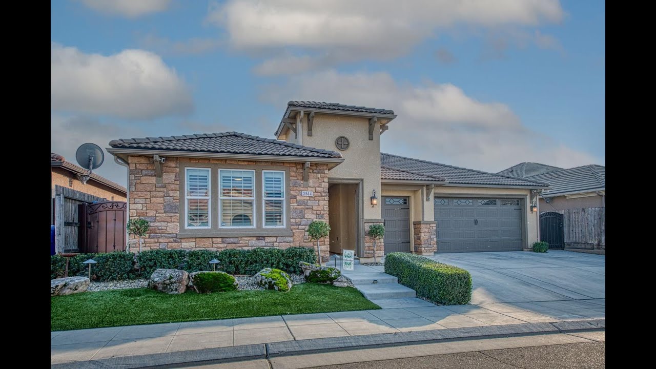 3944 Buckingham Avenue for sale in Clovis, CA 93619 - Residential