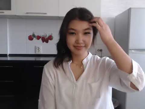 Cute asian Girl live cam ( Bigo coomeet )