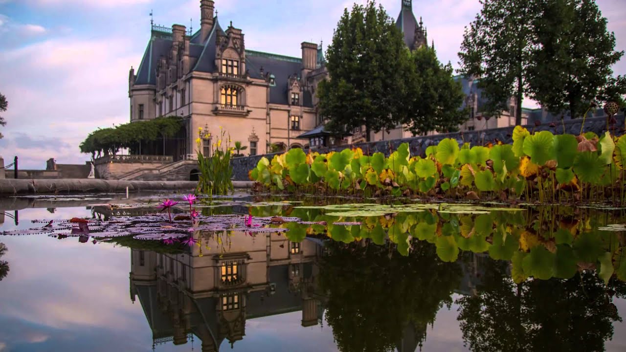 13 Ways To Enjoy The Most Beautiful Gardens In The United States Year Round