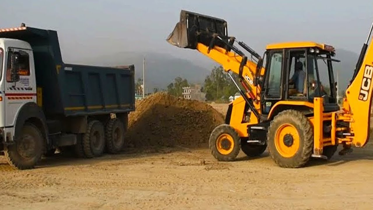JCB Diggers Loading Sand on Dump Truck - JCB Review