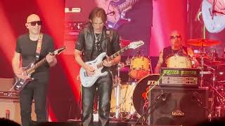 Joe Satriani/Steve Vai "Enter Sandman" Live, San Diego