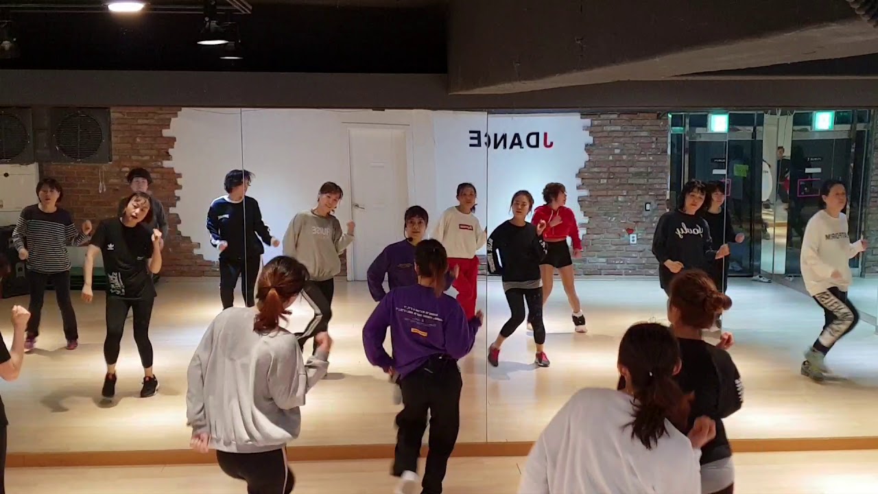 원 (One ) 김종국 (Kim Jong Kook) ♡J댄스매니아 오전 주부다이어트댄스♡ 즐겁게 살빼는방법  에어로빅/줌바/힙합/근력