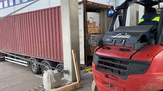 Maderlita 38mm sawn pine timber loading to containers