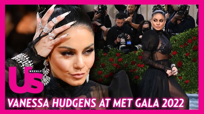 Emma Chamberlain Looks Super Happy to Be at the Met Gala 2022!: Photo  1345994, 2022 Met Gala, Emma Chamberlain, Met Gala Pictures