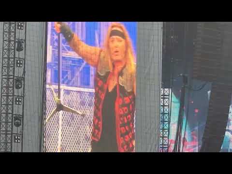 Motley Crue - Looks That Kill 6/16/2022