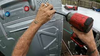 Scrapping a Washing Machine for Copper Motor.