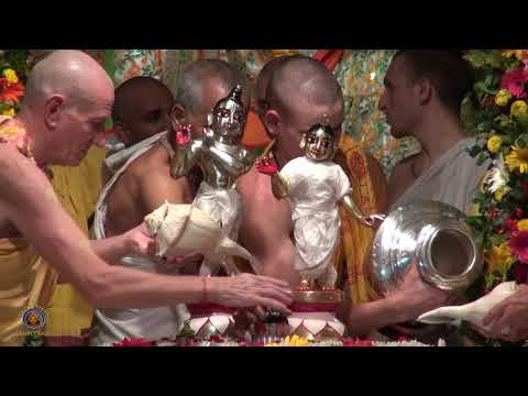 2017 Mayapur Janmashtami Abhishek - Kirtan Kamal Gopal Dasa.