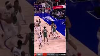 Russell Westbrook With A No Look Dime To Anthony Davis