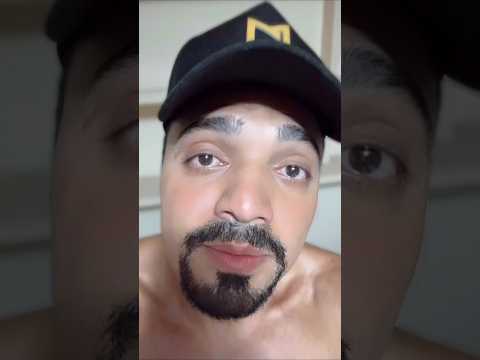 Tirullipa emocionado com a apresentação da filha no Teatro Parte 1/5