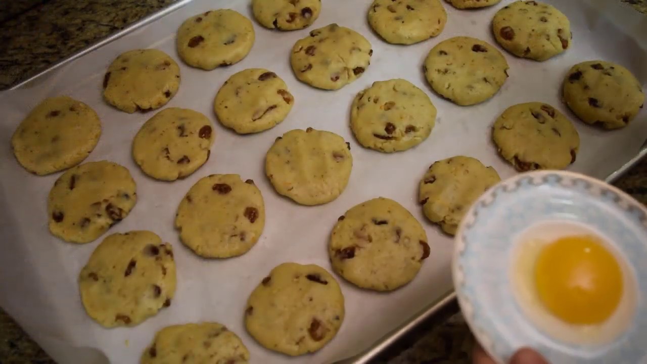 EVDE CEVIZLI UZUMLU DEV KURABIYE TARIFI HOW TO MAKE RAISIN COOKIES